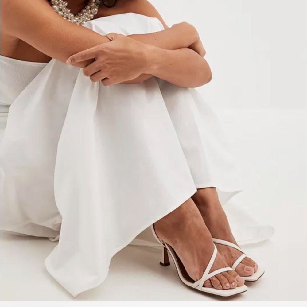 NAKD heels